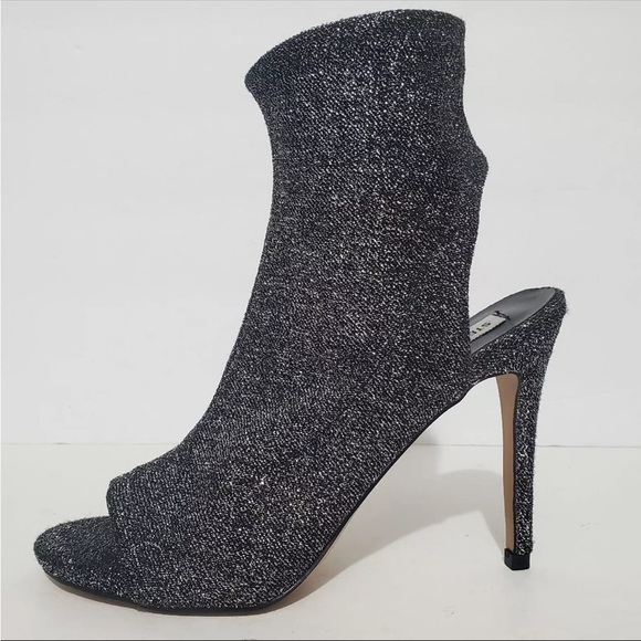 Steve Madden Rakel black silver sparkle spike heel open toe sock booties 7.5
NEW - Picture 3 of 4